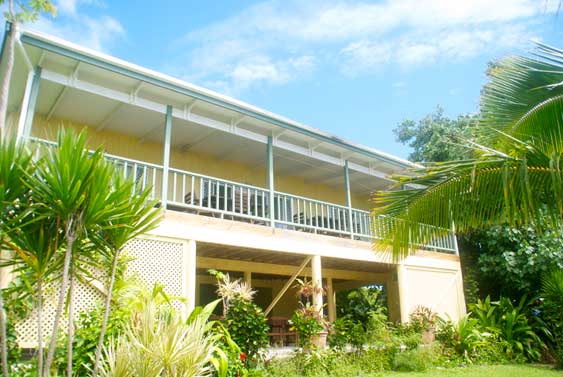 Marino Rarotonga, two bedroom self catering beachfront holiday home for ...