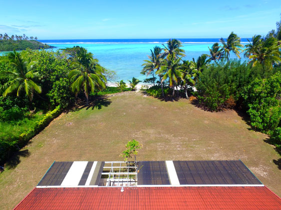 A massive lawn and ocean views at Moananui, Muri Rarotonga, Cook Islands