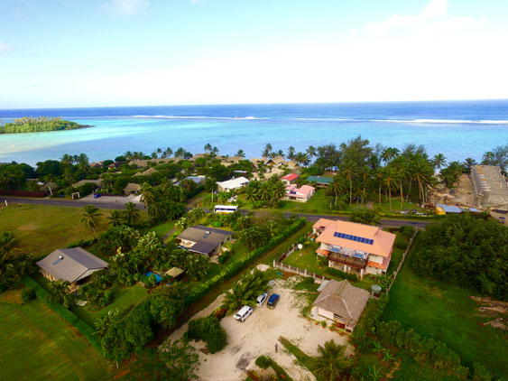 Muri Vaiarii Cottage from the sky