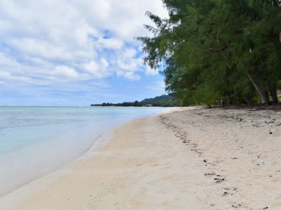 Papaaroa Beach... 600m of of white sand and lagoon