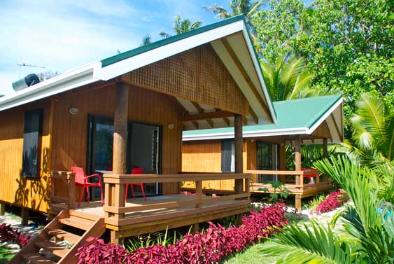 Lyas Bungalows exterior, two brand new studio bungalows